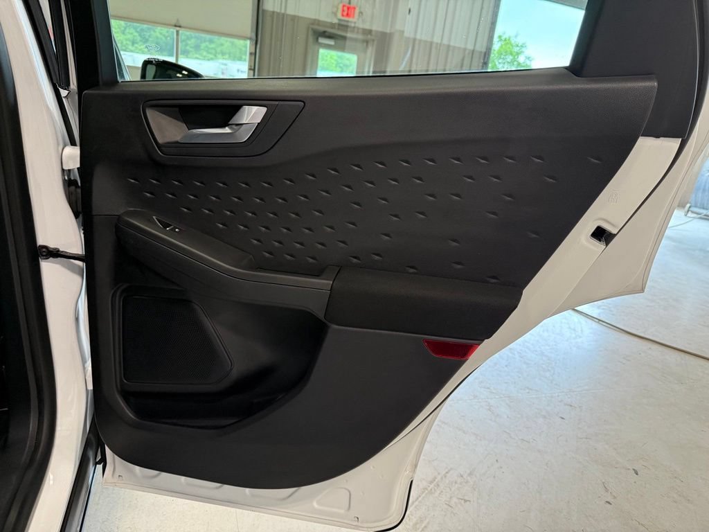 Certified 2020 Ford Escape SE AWD/4WD image 26