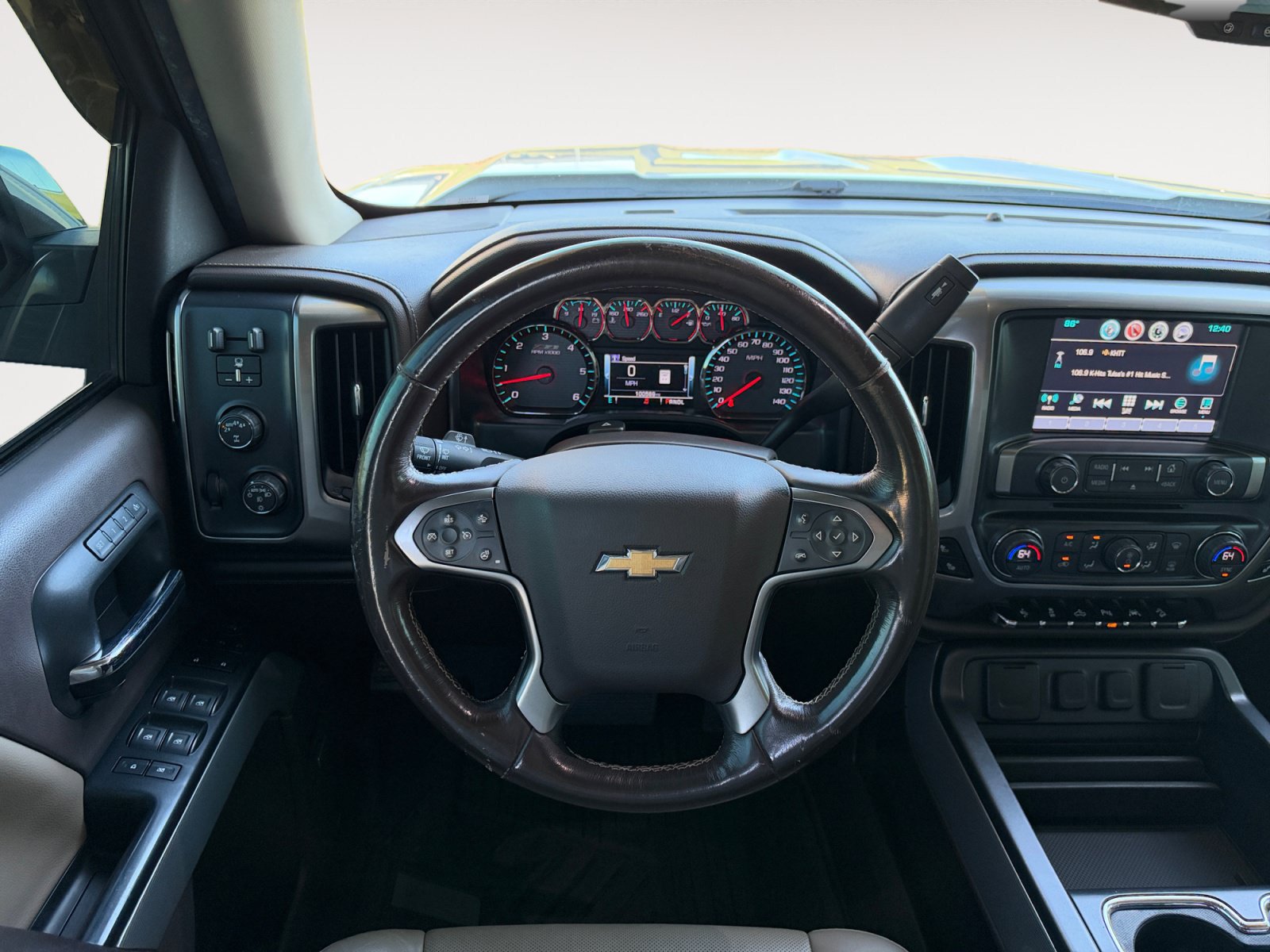 Used 2018 Chevrolet Silverado 1500 LTZ Z71 w/ LTZ Plus Package AWD/4WD image 12