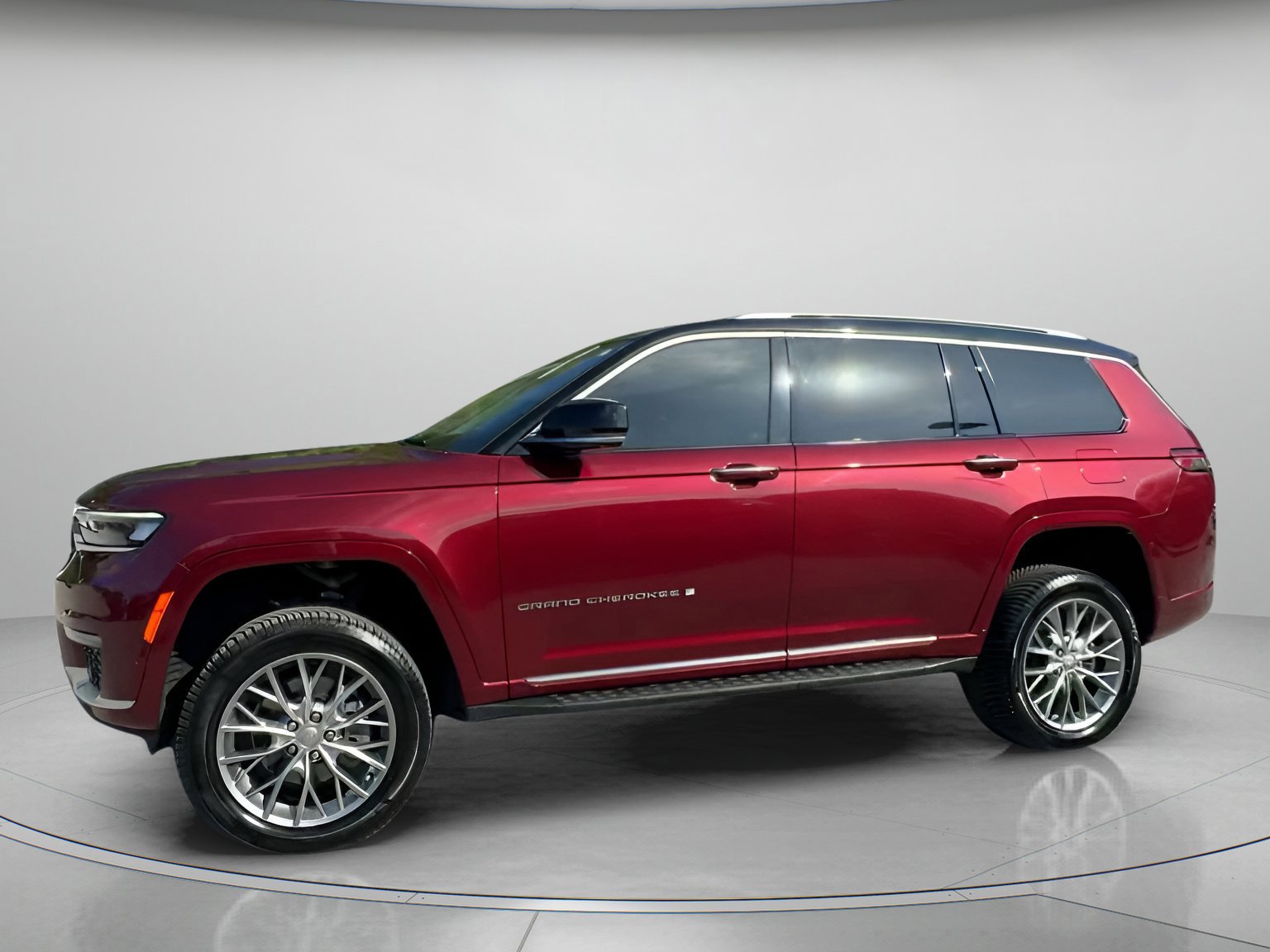 Used 2022 Jeep Grand Cherokee L Summit w/ Advanced Protech Group IV image 7