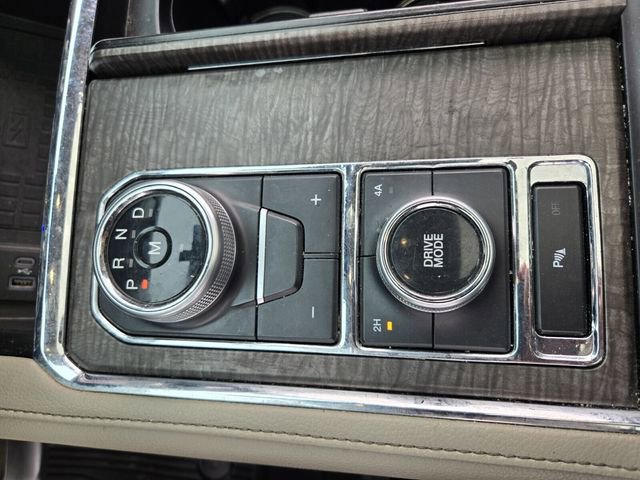 Certified 2020 Ford Expedition Limited w/ Equipment Group 301A AWD/4WD image 26