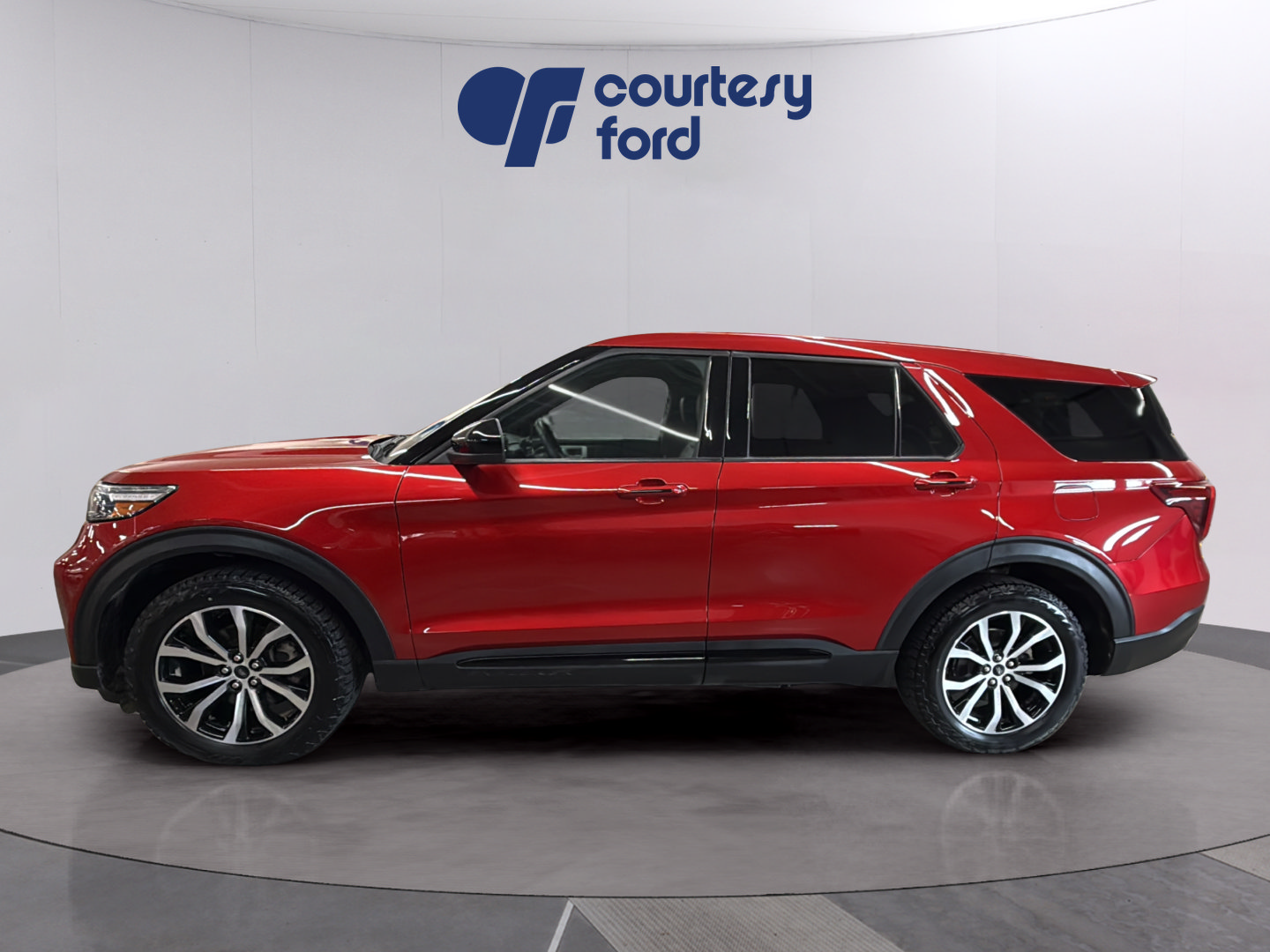 Certified 2022 Ford Explorer ST AWD/4WD image 4