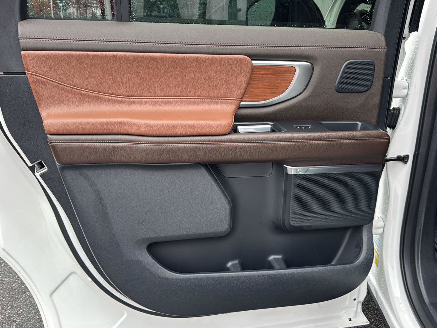 Certified 2025 Ford Expedition Max King Ranch image 15