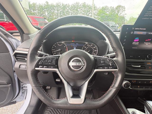 Used 2024 Nissan Altima 2.5 SR w/ SR Premium Package FWD image 16