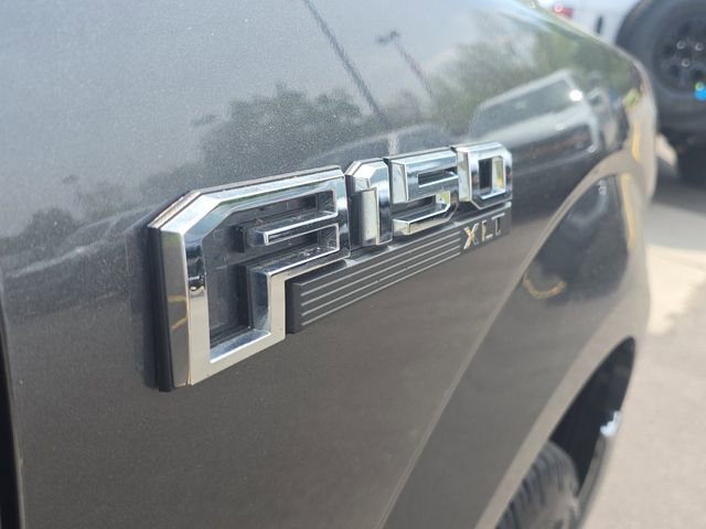 Certified 2017 Ford F150 XLT w/ Equipment Group 302A Luxury AWD/4WD image 6