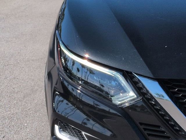 Used 2022 Nissan Rogue Sport SL w/ Premium Package image 10