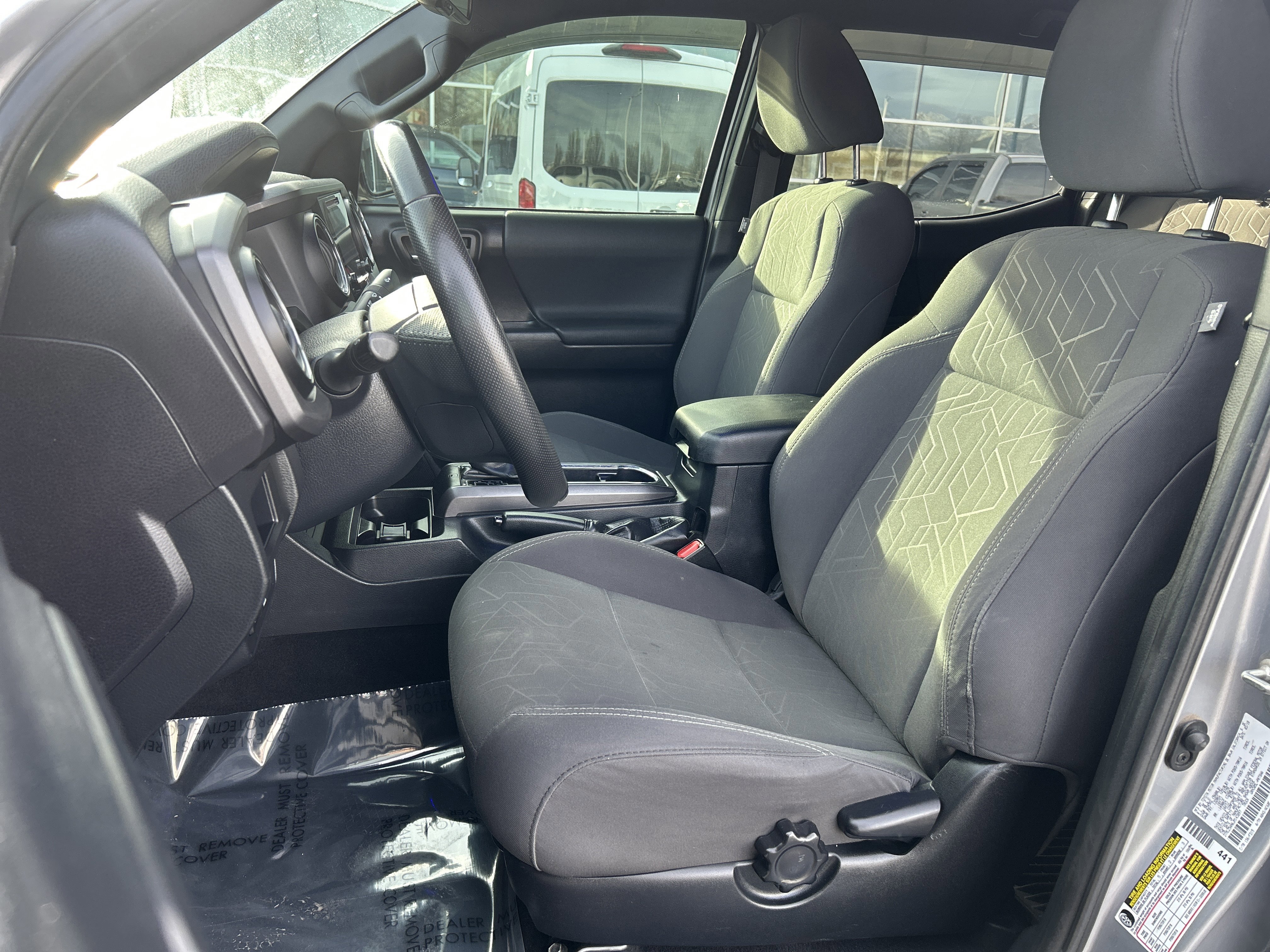 Used 2018 Toyota Tacoma TRD Off-Road image 22