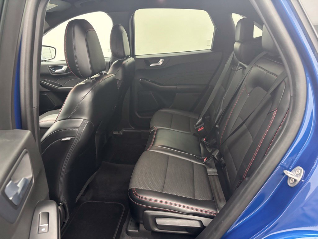 Certified 2023 Ford Escape ST-Line Elite AWD/4WD image 35