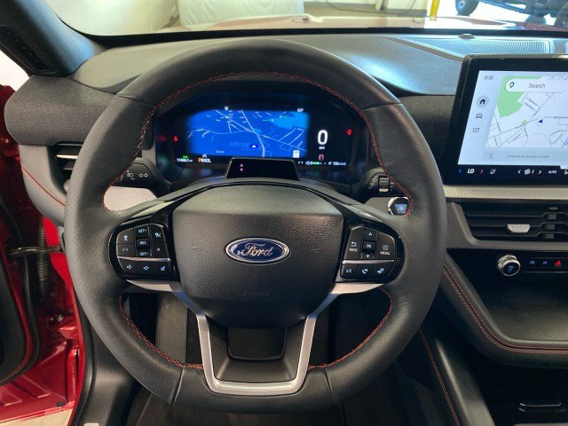 Certified 2025 Ford Explorer ST-Line AWD/4WD image 18