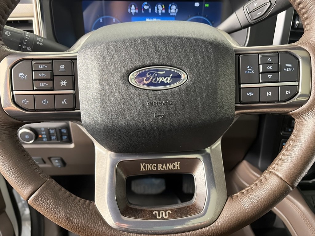Certified 2025 Ford F450 King Ranch w/ FX4 Off-Road Package image 16
