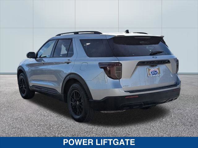 Certified 2022 Ford Explorer XLT image 5