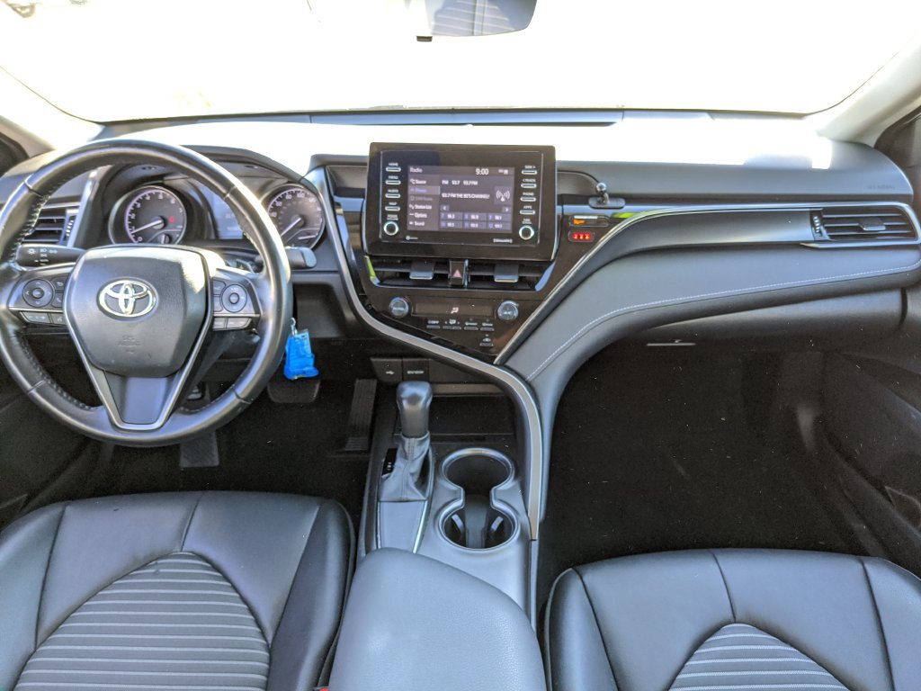 Used 2021 Toyota Camry SE w/ Blackout Package (TMS) FWD image 7