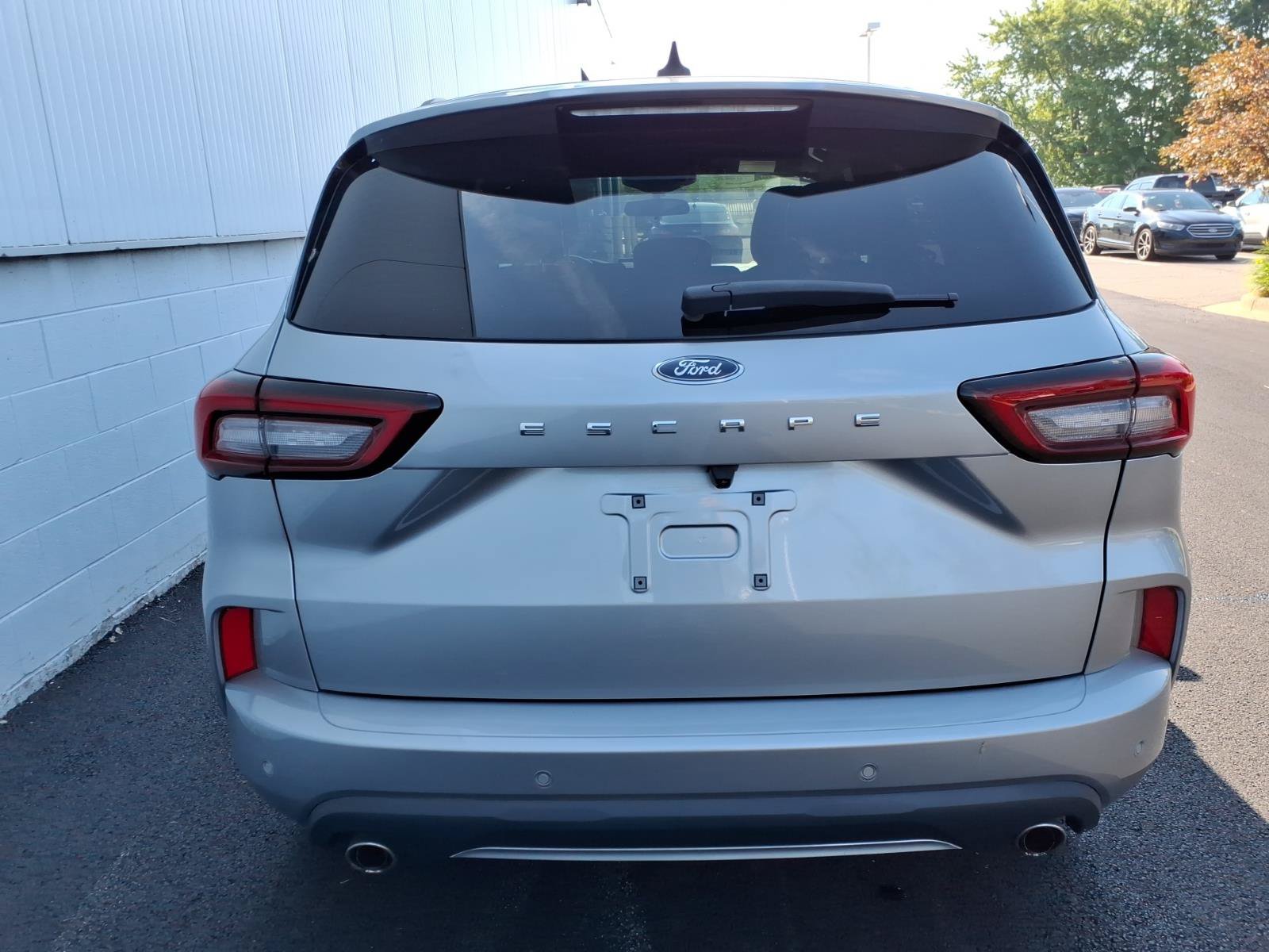 Certified 2023 Ford Escape ST-Line w/ Tech Pack #1 FWD image 5