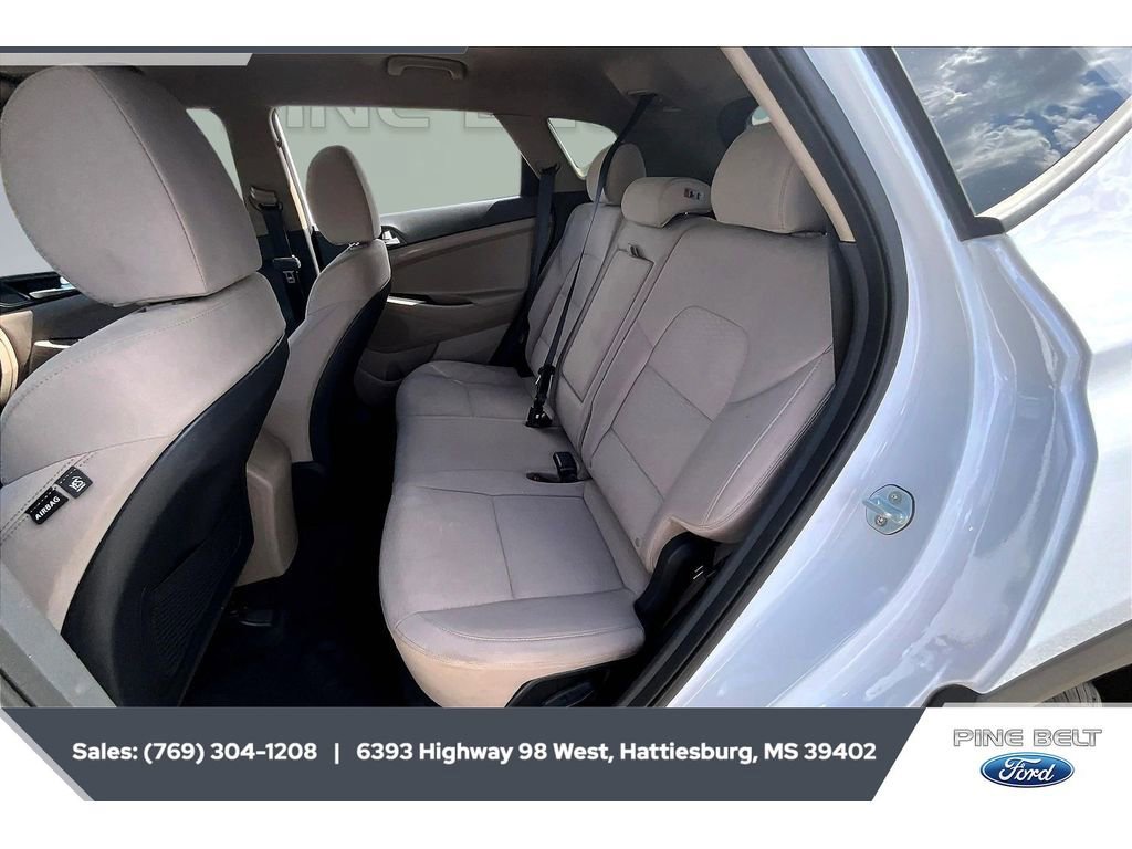 Used 2020 Hyundai Tucson SE image 19