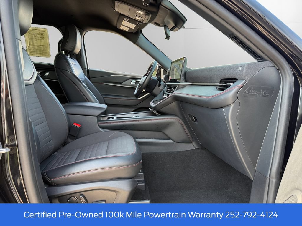 Certified 2025 Ford Explorer ST-Line w/ ST-Line Street Pack AWD/4WD image 15