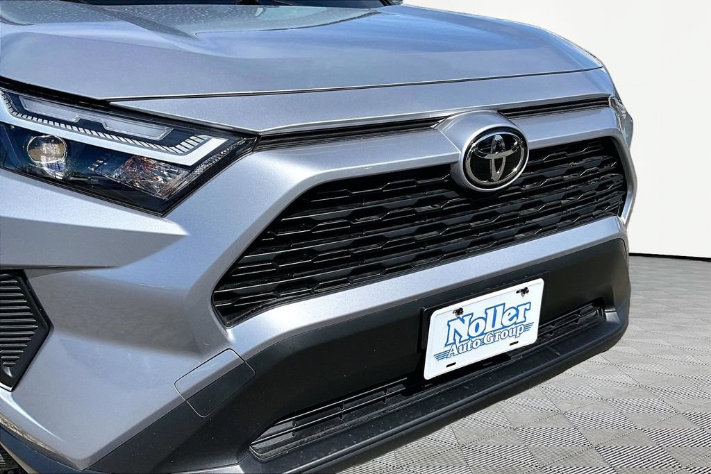Used 2025 Toyota RAV4 XLE w/ Convenience Package AWD/4WD image 28