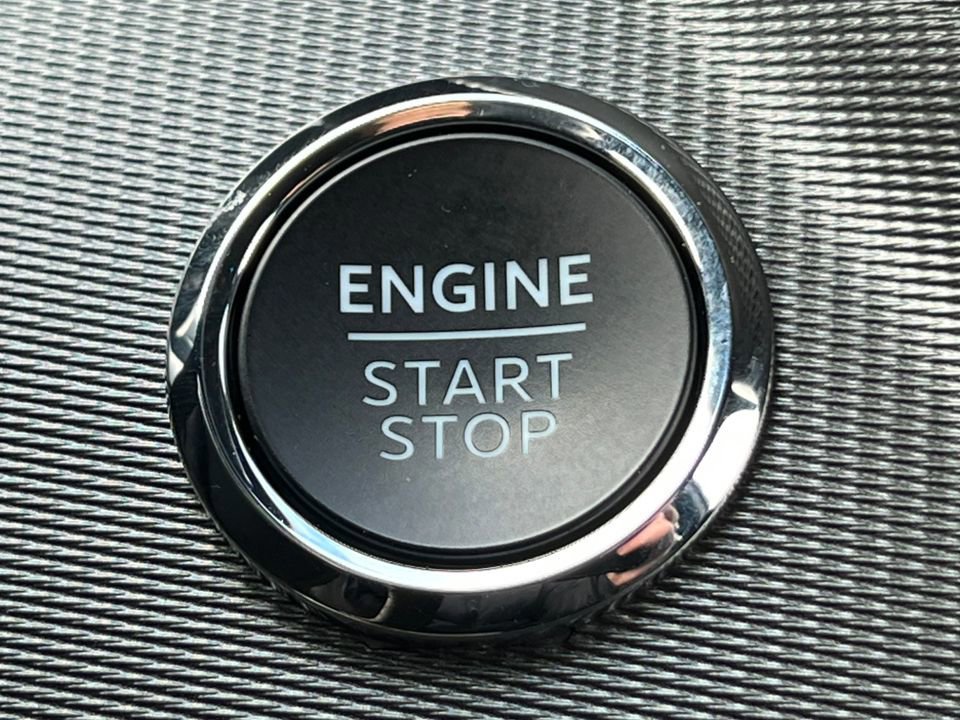 Certified 2025 Ford Explorer ST-Line image 35