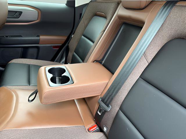 Certified 2025 Ford Bronco Sport Outer Banks w/ Outer Banks Tech Package+ AWD/4WD image 14