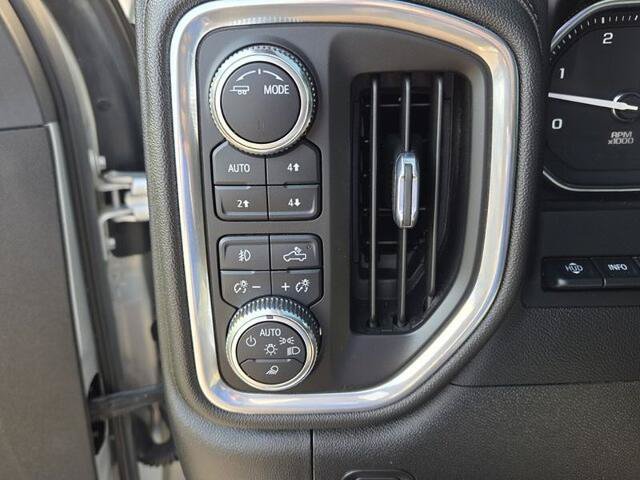 Used 2022 GMC Sierra 2500 Denali w/ Denali Ultimate Package AWD/4WD image 29