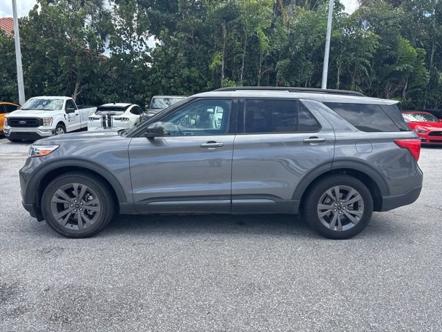 Certified 2023 Ford Explorer XLT w/ Equipment Group 202A RWD image 3