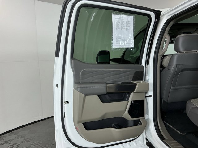 Certified 2026 Ford F450 Platinum w/ Platinum Plus Package AWD/4WD image 30