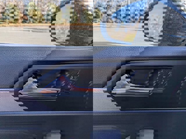 Used 2024 Volkswagen Jetta Sport image 13