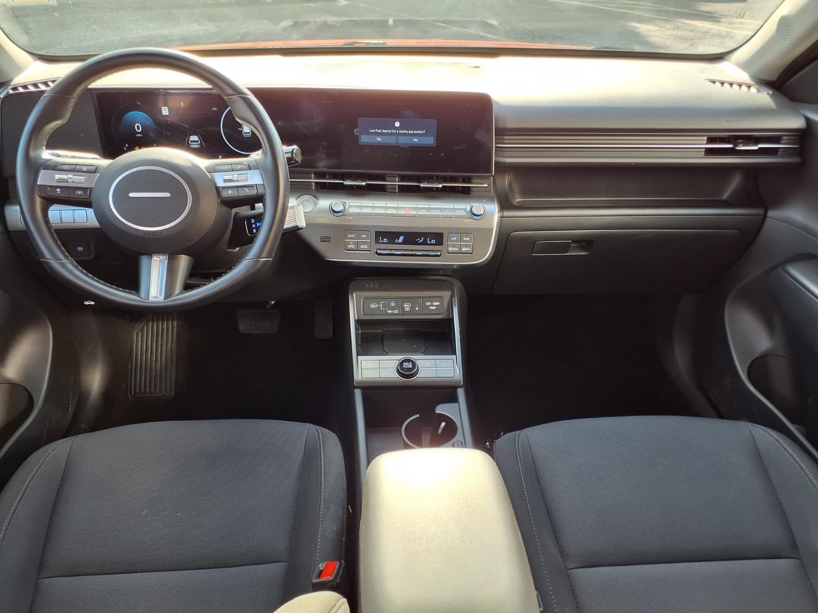 Used 2025 Hyundai Kona SEL FWD image 12