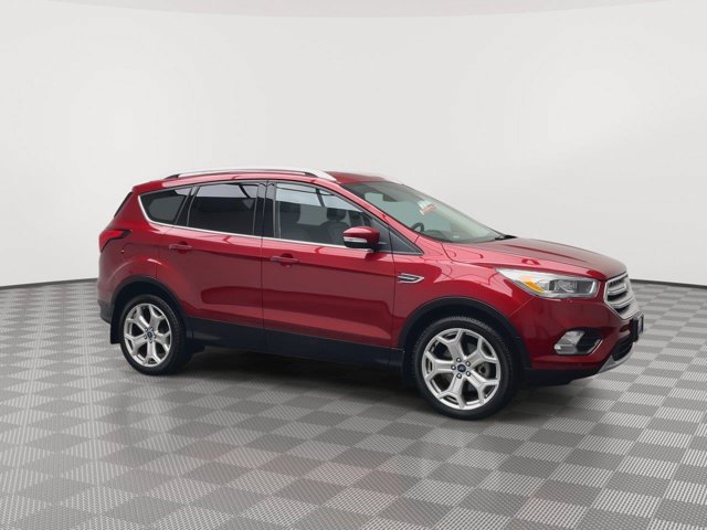 Certified 2019 Ford Escape Titanium w/ U9j03 - Titanium Tow Package AWD/4WD image 39