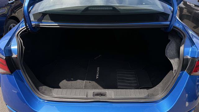 Used 2025 Nissan Sentra SR FWD image 28
