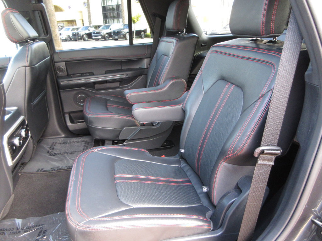Certified 2024 Ford Expedition Limited AWD/4WD image 28