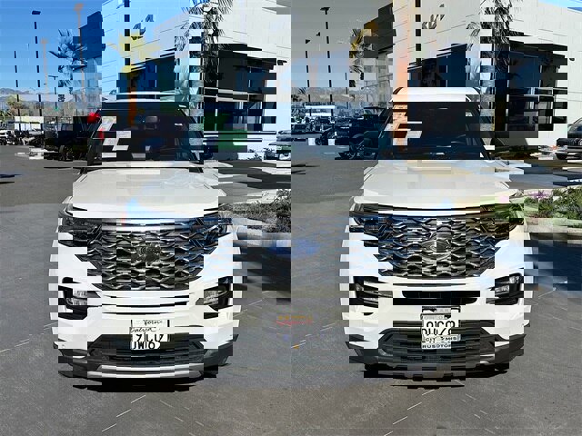 Certified 2022 Ford Explorer Platinum w/ Technology Package image 8