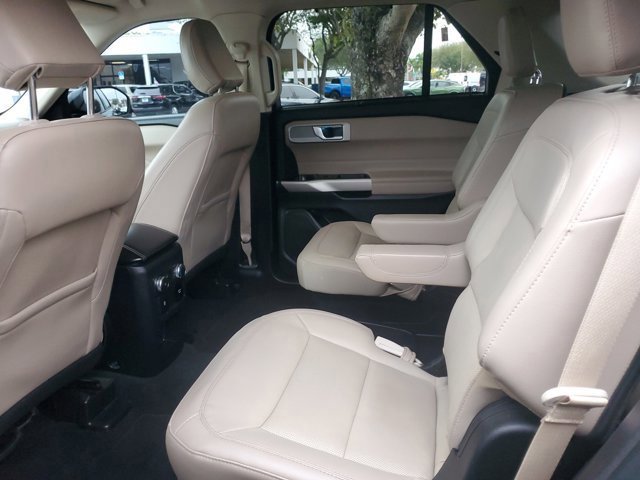 Certified 2021 Ford Explorer Limited w/ Equipment Group 301A image 11