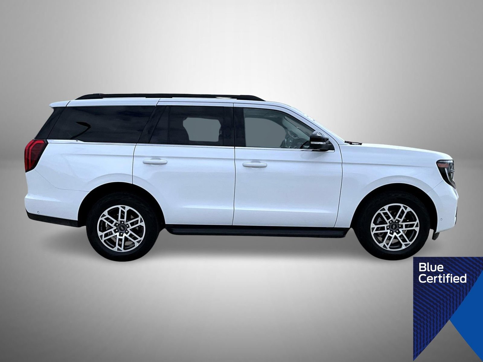 Certified 2025 Ford Expedition Active AWD/4WD image 4