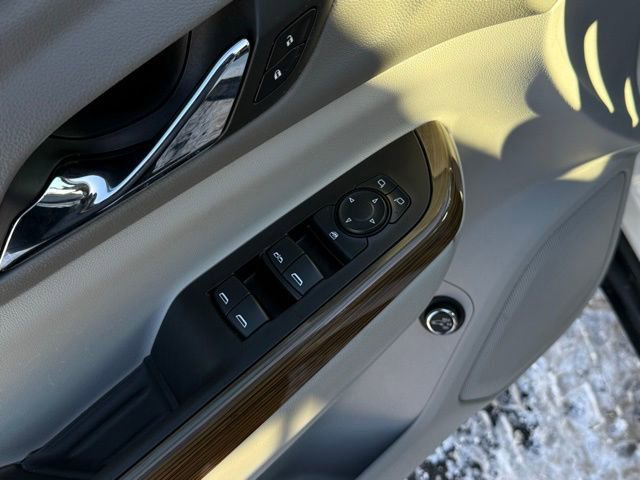 Used 2019 GMC Acadia SLE w/ LPO, Floor Liner Package image 14