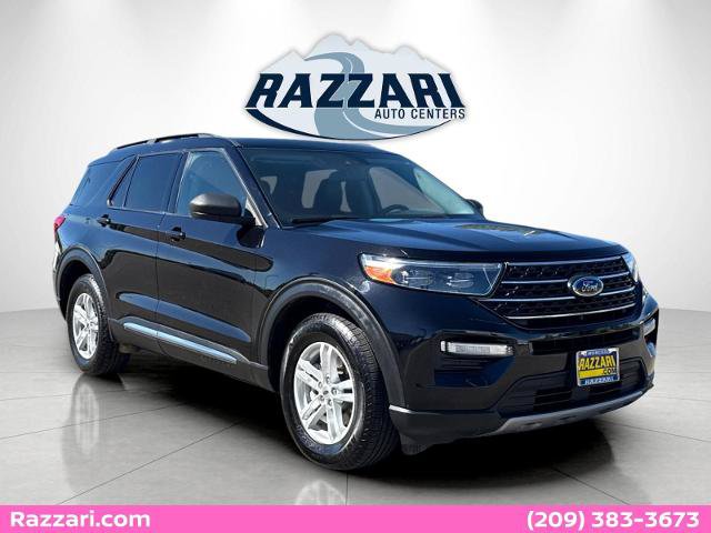 Certified 2023 Ford Explorer XLT w/ Equipment Group 202A AWD/4WD image 1