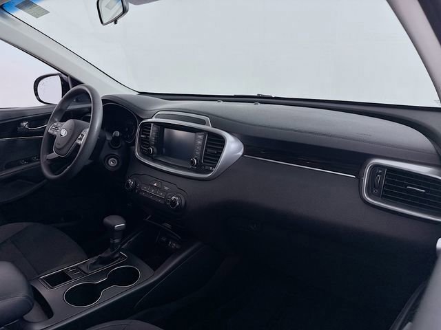 Used 2020 Kia Sorento LX image 26