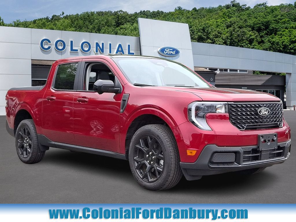 Certified 2025 Ford Maverick Lariat w/ Black Appearance Package AWD/4WD image 1