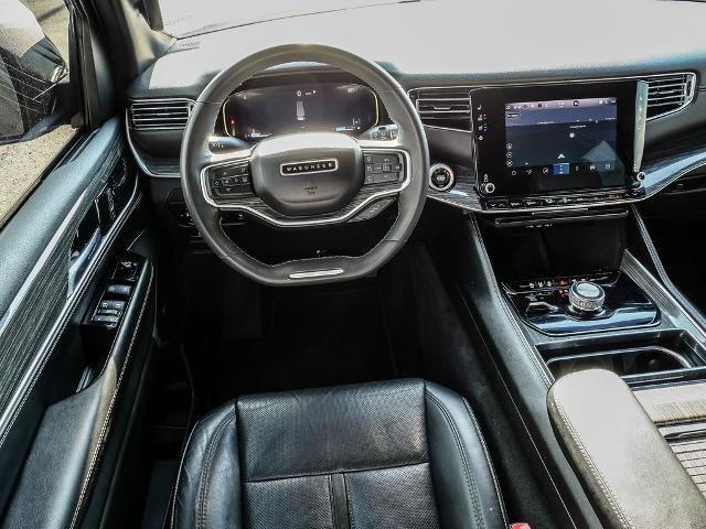 Used 2022 Jeep Wagoneer Series II AWD/4WD image 28