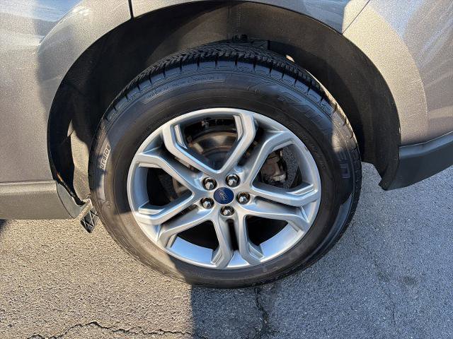 Certified 2018 Ford Edge Titanium w/ Equipment Group 301A image 25