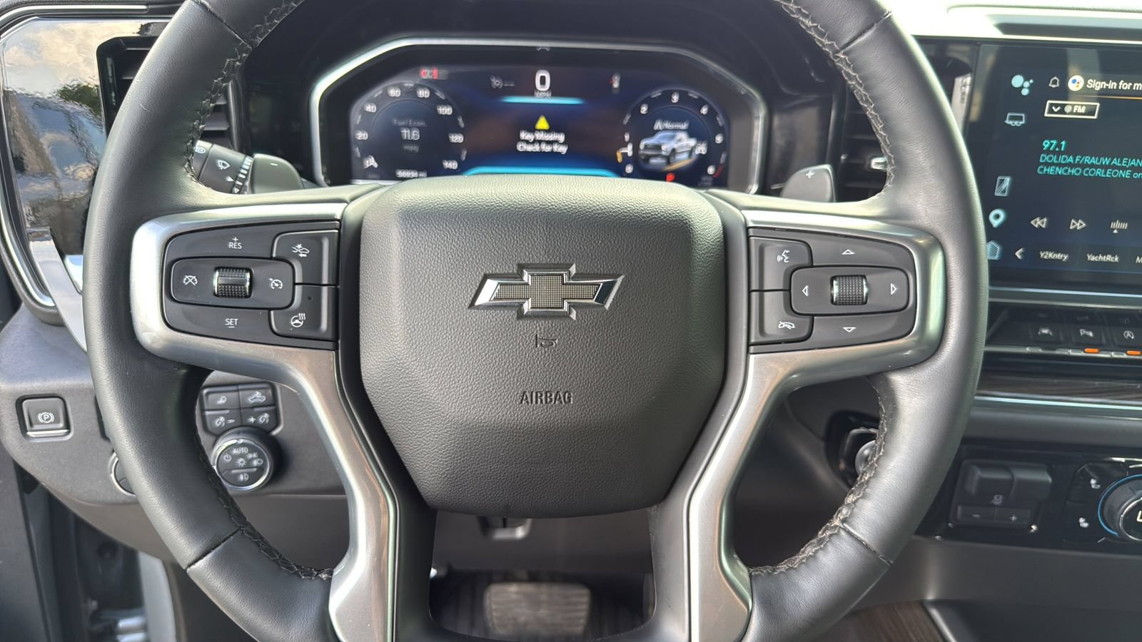 Used 2024 Chevrolet Silverado 1500 LT Trail Boss w/ Convenience Package II AWD/4WD image 14