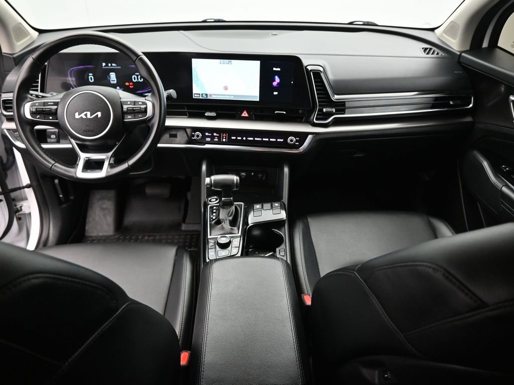 Used 2024 Kia Sportage EX image 20