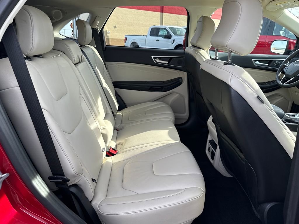 Certified 2022 Ford Edge Titanium image 10