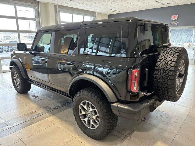 Certified 2025 Ford Bronco Badlands AWD/4WD image 3