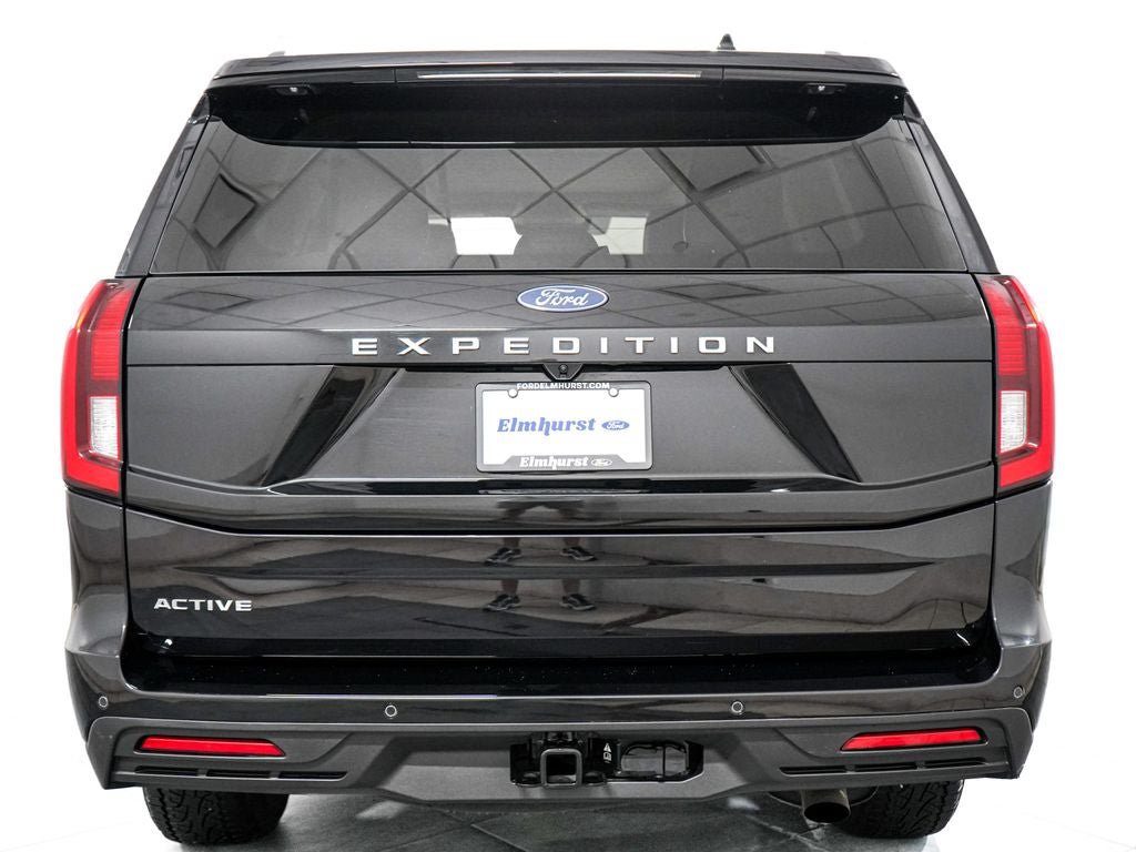 Certified 2025 Ford Expedition Active AWD/4WD image 6