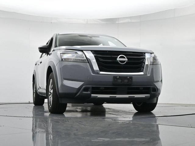 Used 2024 Nissan Pathfinder SL AWD/4WD image 38