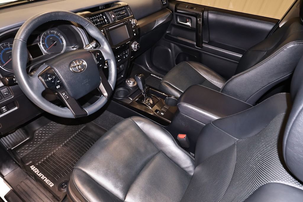 Used 2019 Toyota 4Runner Limited AWD/4WD image 36