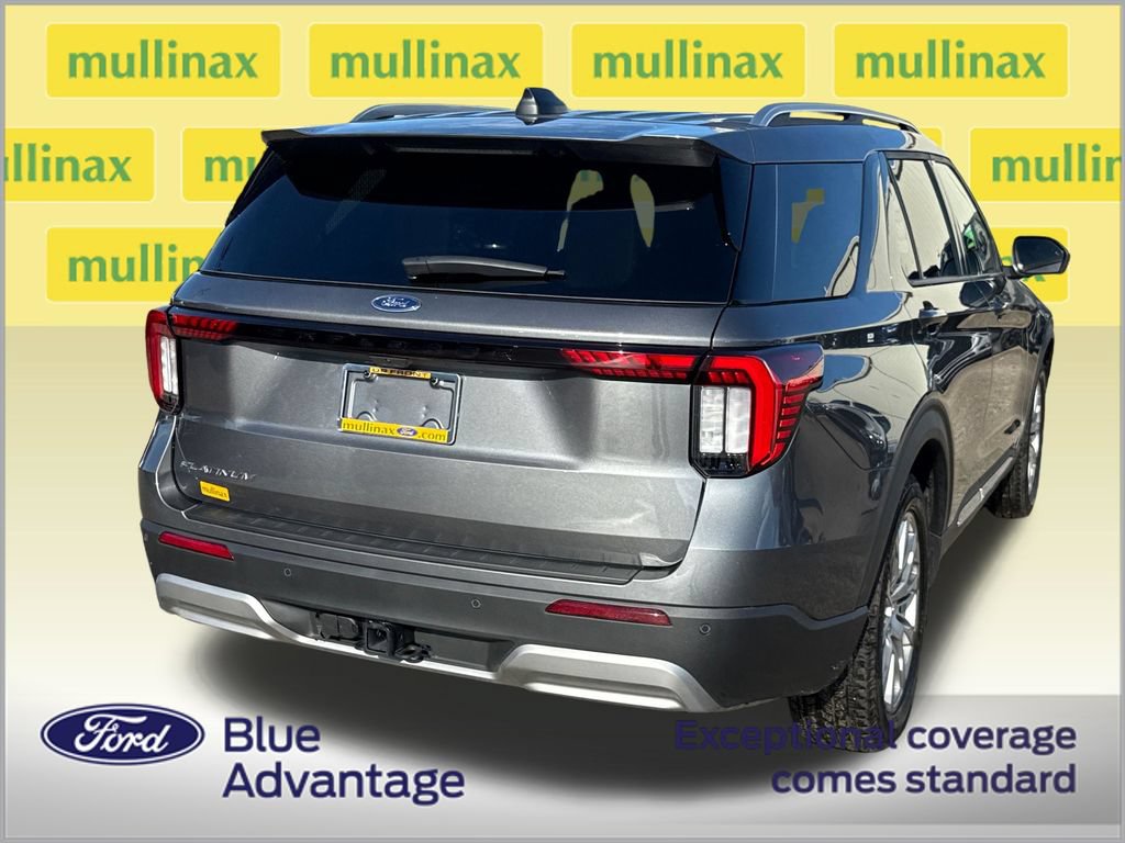 Certified 2026 Ford Explorer Platinum RWD image 4