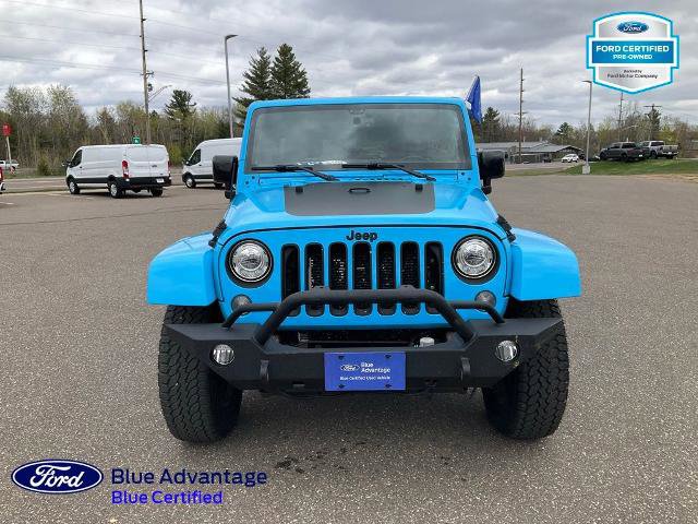 Used 2017 Jeep Wrangler Unlimited Sahara w/ Connectivity Group AWD/4WD image 25