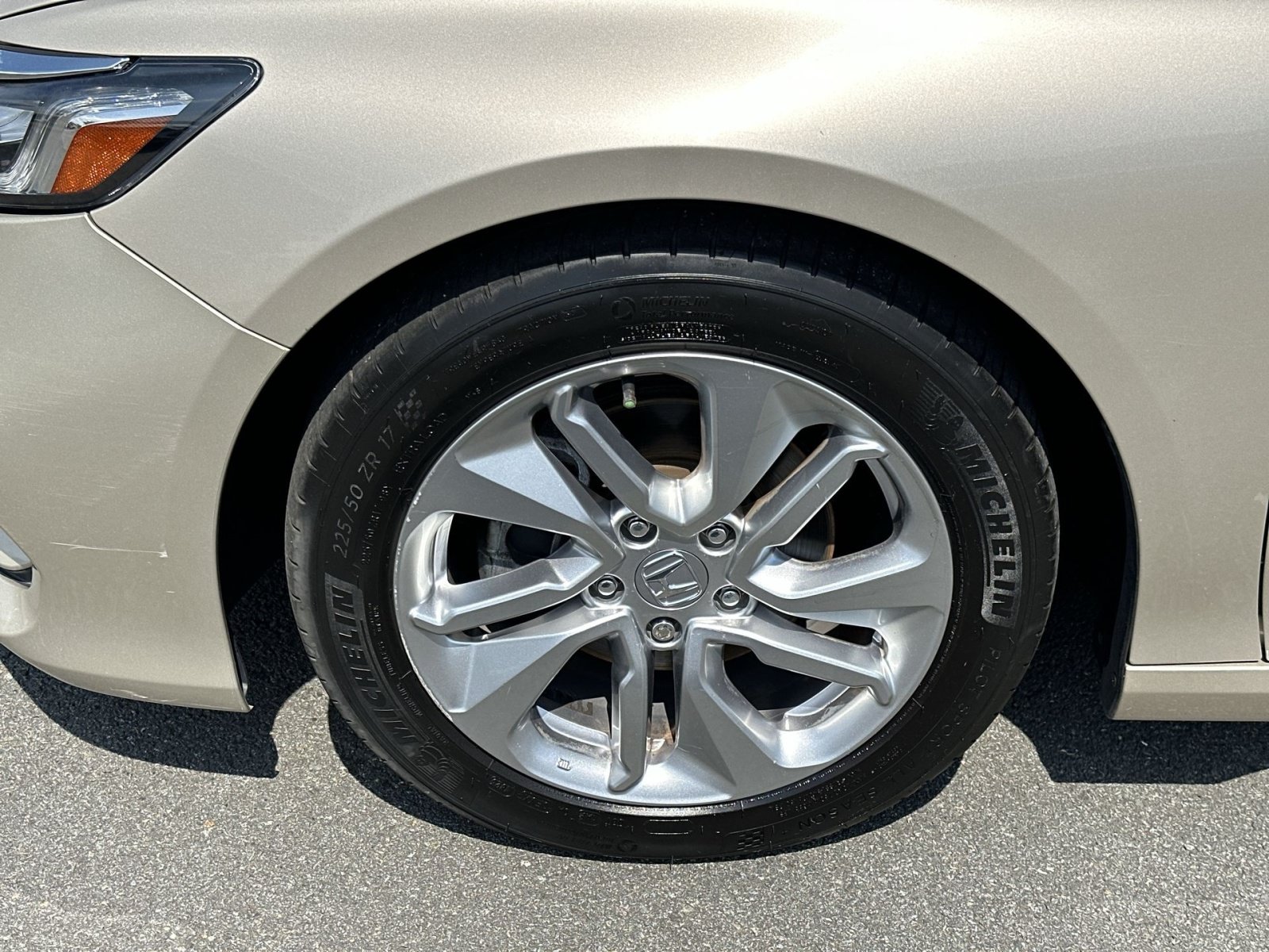Used 2019 Honda Accord LX image 13