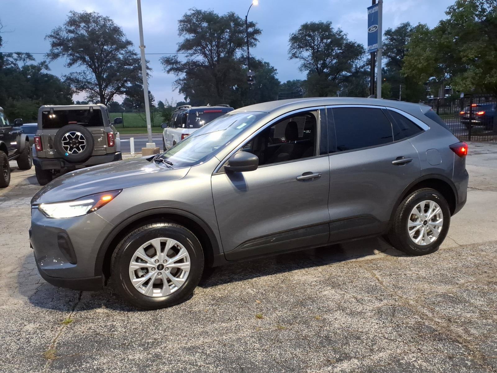 Certified 2024 Ford Escape Active AWD/4WD image 6