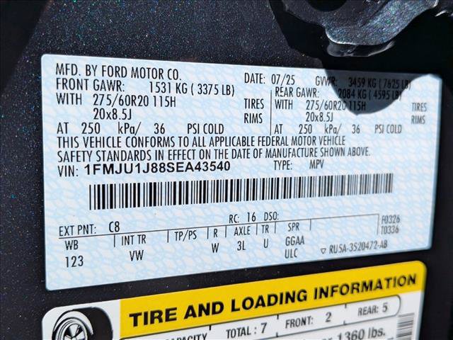 Certified 2025 Ford Expedition Active AWD/4WD image 23